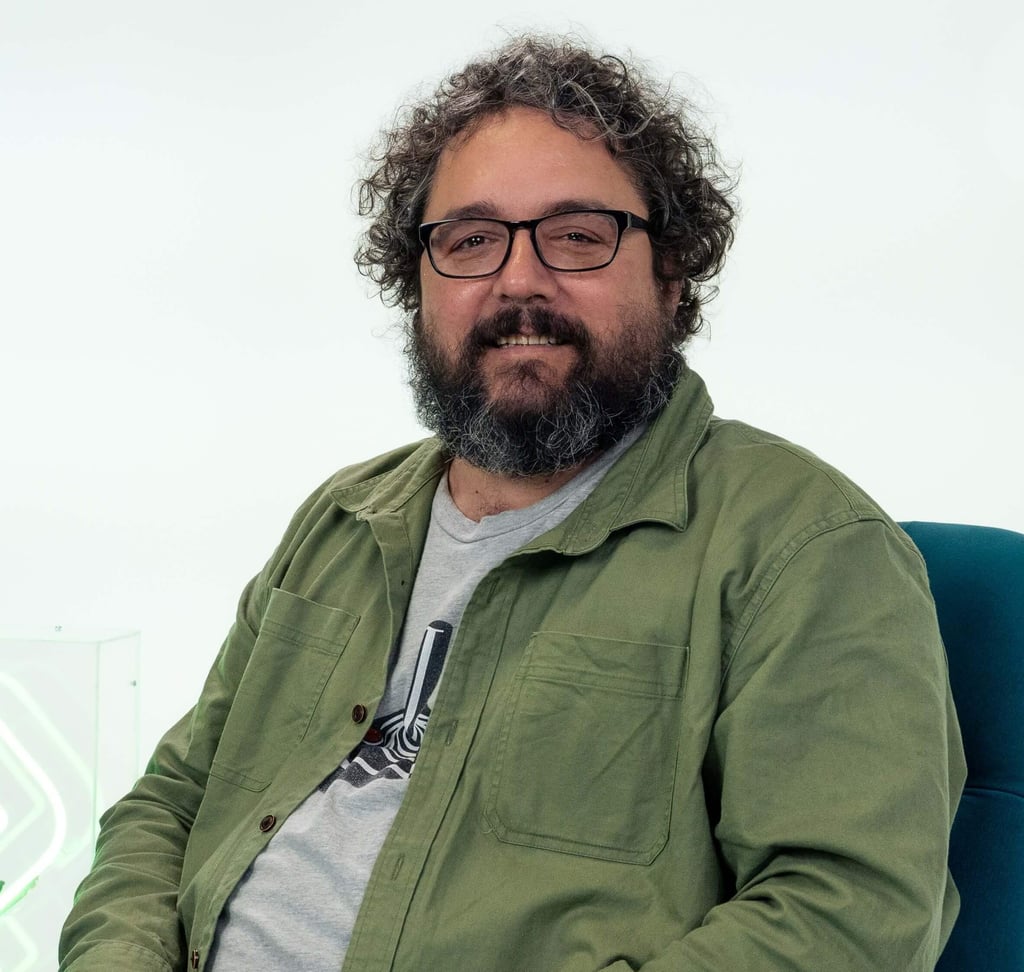 Sebastián Delmont