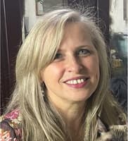 Annette Lions Ramírez