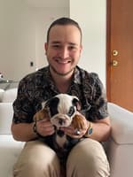 Alvaro Reyes