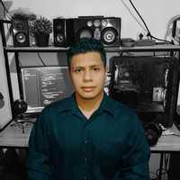 Douglas Isaías Valle Ortíz