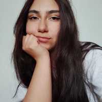 Pamela Flores