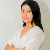 Yessenia Emile Arias Ramírez