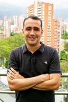 Carlos Mario Alvarez Ortiz