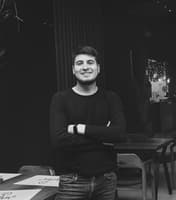 Avatar César R