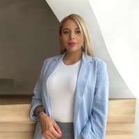 Lady Paola Aguillón Marin