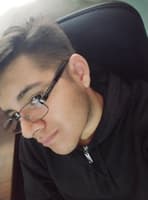 Renzo Angelo Flores Zavala