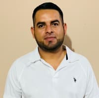 Wilbert Manfredy Regalado Pérez