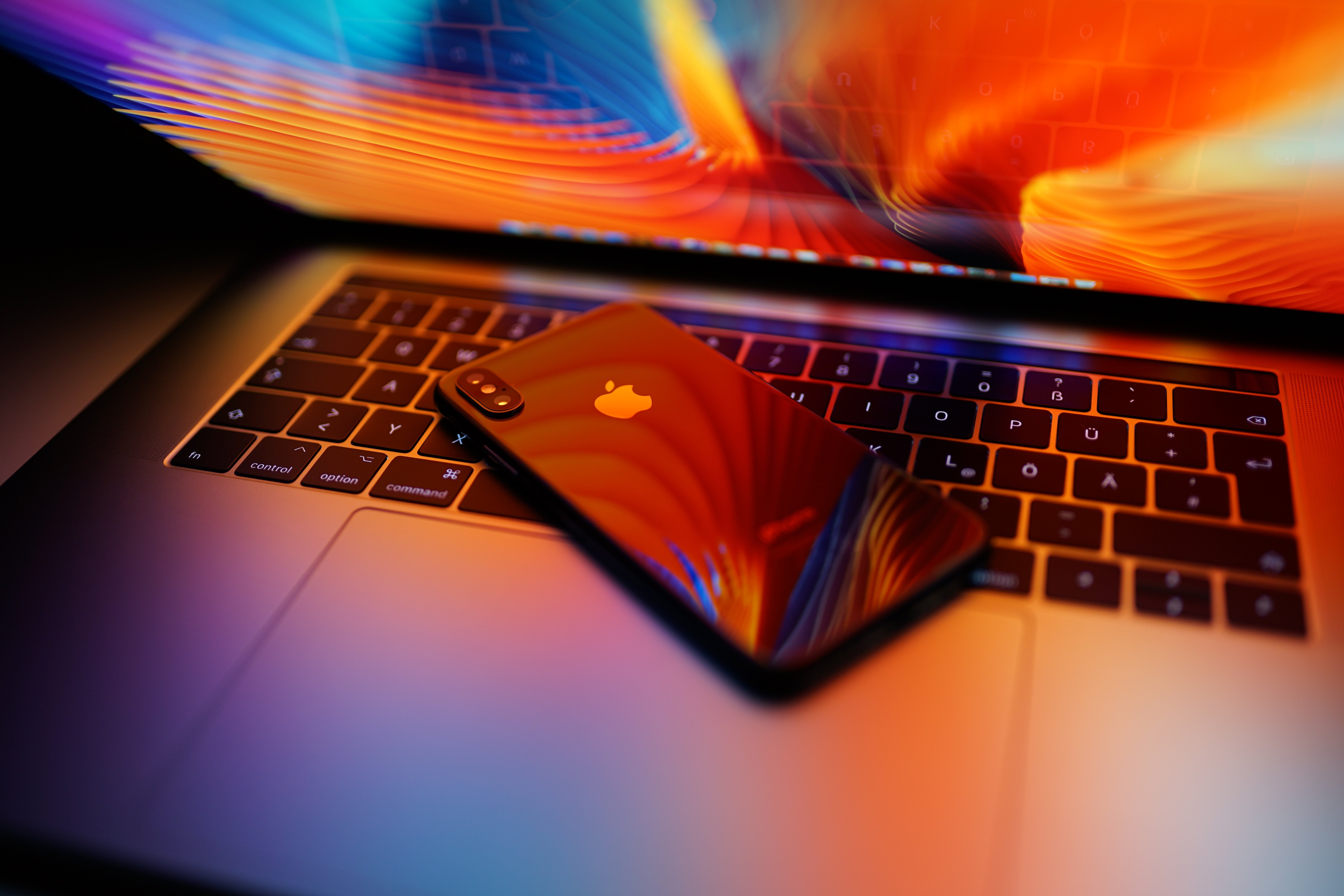 Si Android es tan popular, ¿por qué iOS genera más ingresos?