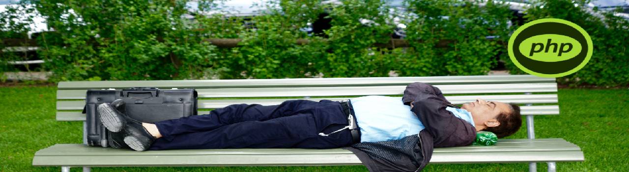Desarrollador que se duerme utiliza PHP5