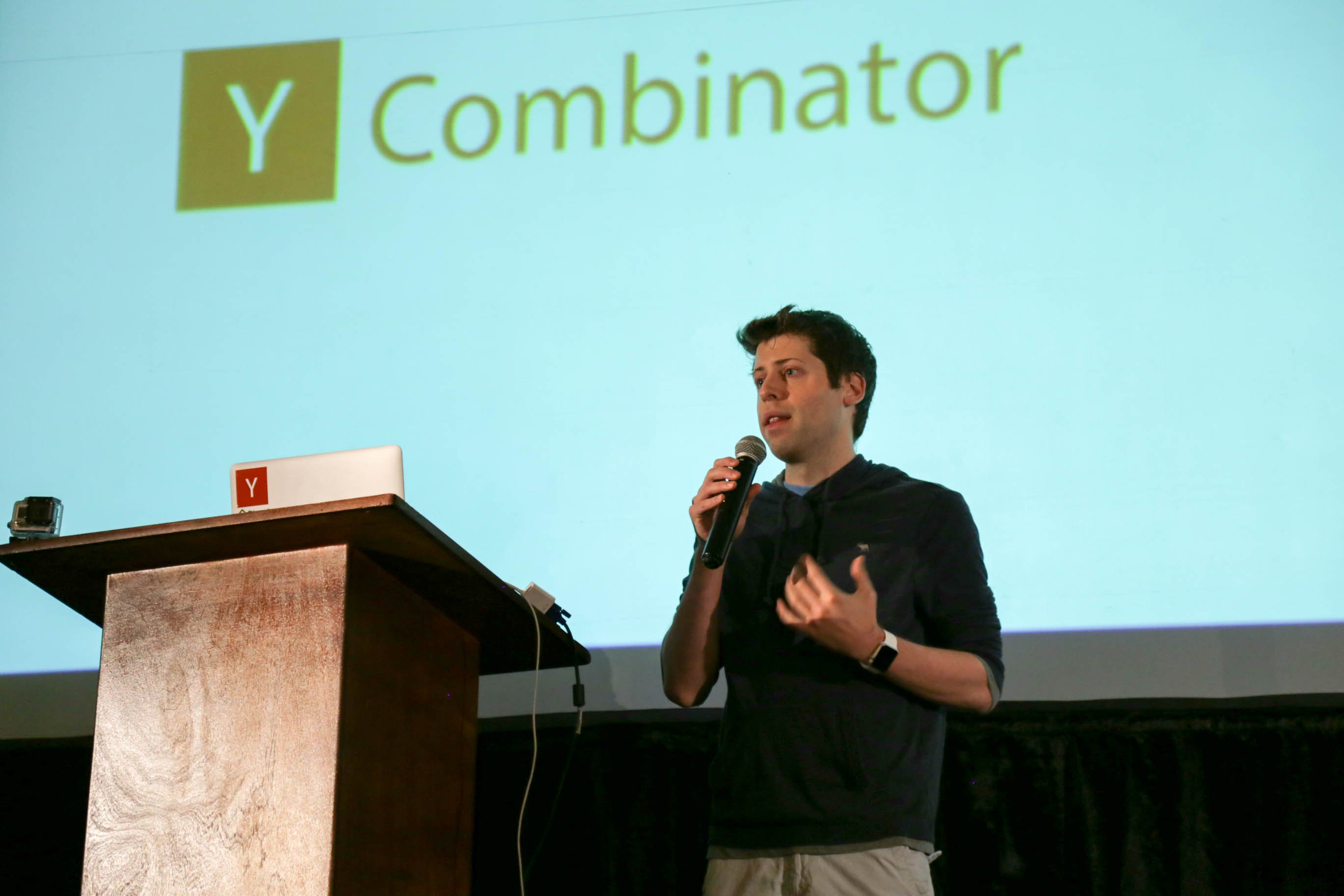 Sam Altman on the Three Tasks of a Startup CEO