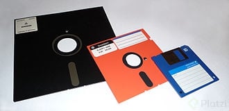 330px-Floppy_disk_2009_G1.jpg