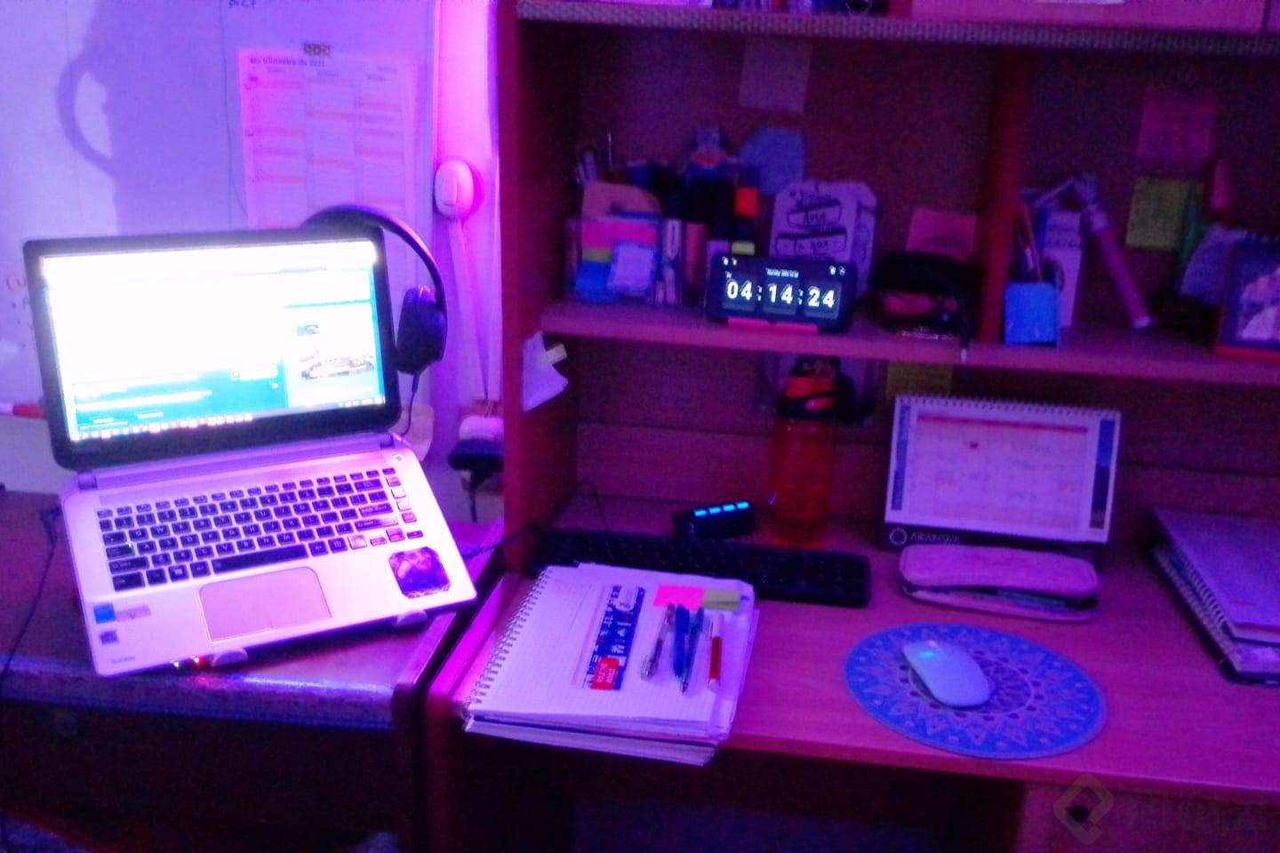 escritorio.png.png