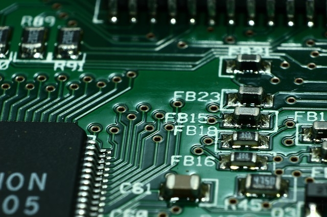 printed-circuit-board-1539113_640.jpg
