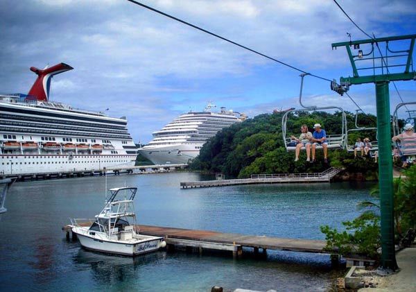 roatan_cruceros.jpg